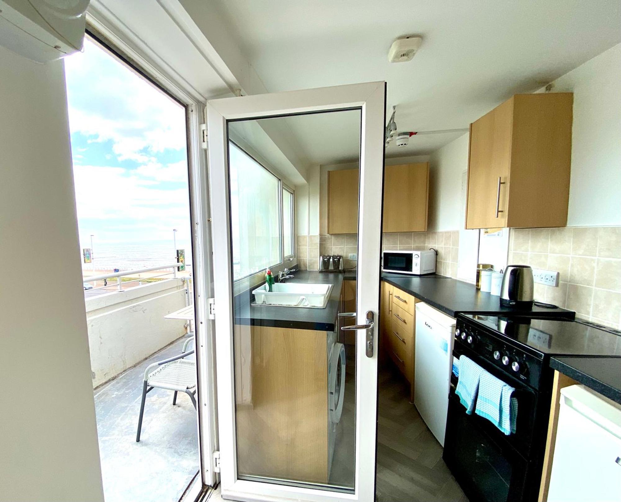 Kennedy House By Blackpool Service Apartments المظهر الخارجي الصورة